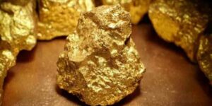 طلا از کجا آمده است؟ مقایسه طلا و بیت کوین